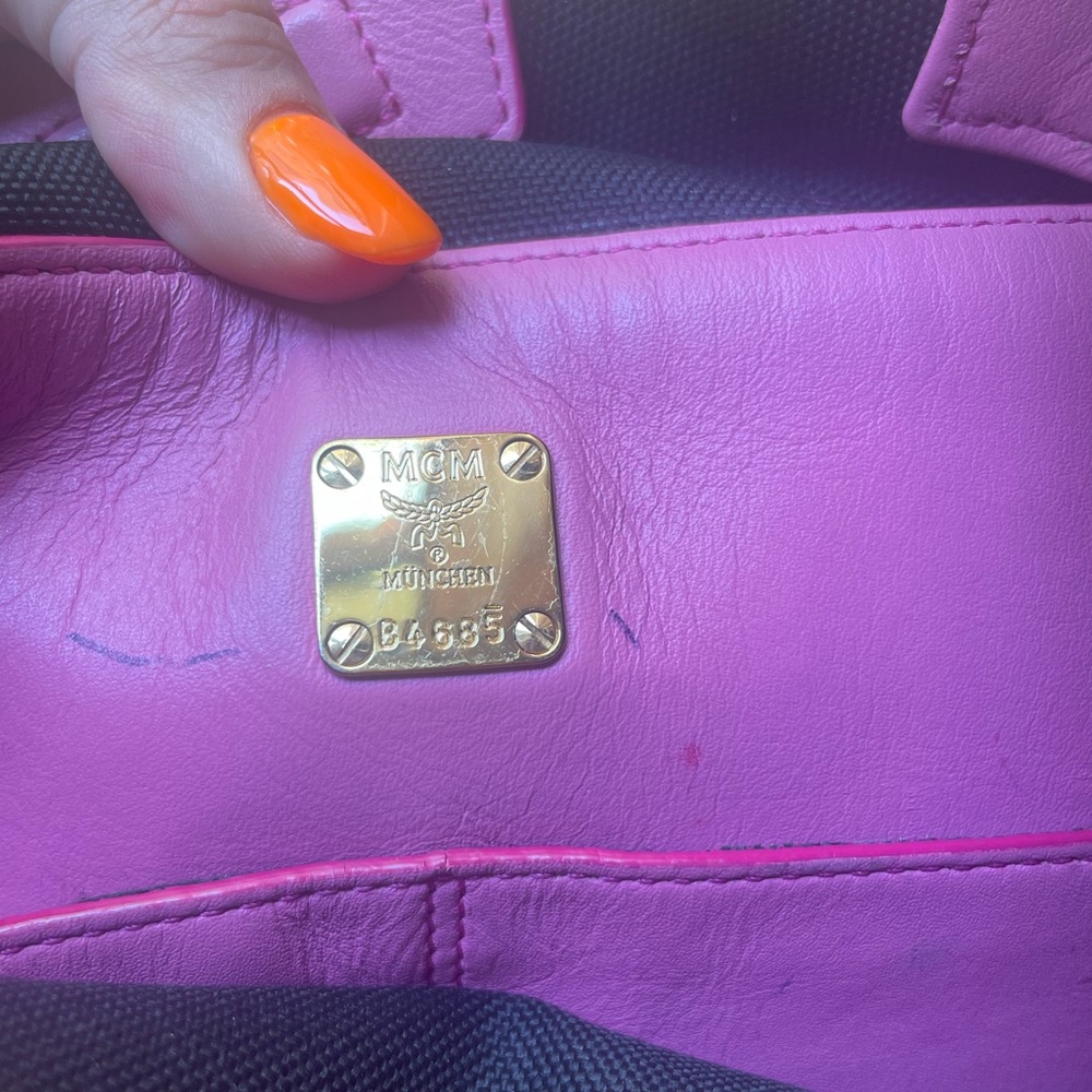 MCM tote bage - Picture 5 of 9